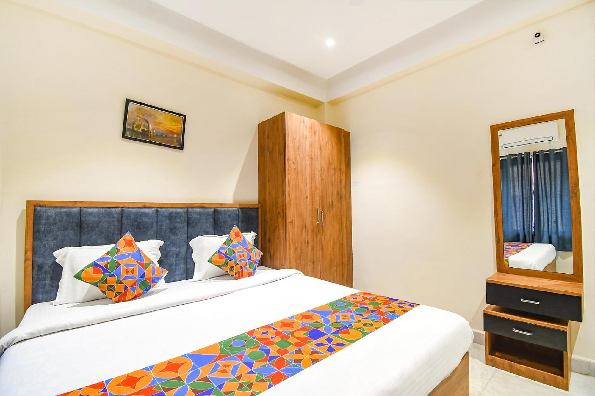 Fabhotel Prime The Golden Plaza - Nr Tarapith Temple Exterior foto